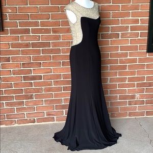 Long, formal dress size 4